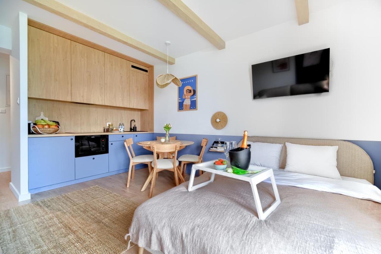 סופוט Apartamenty 4 Pory Roku- 200M Plaza, Prywatny Parking מראה חיצוני תמונה