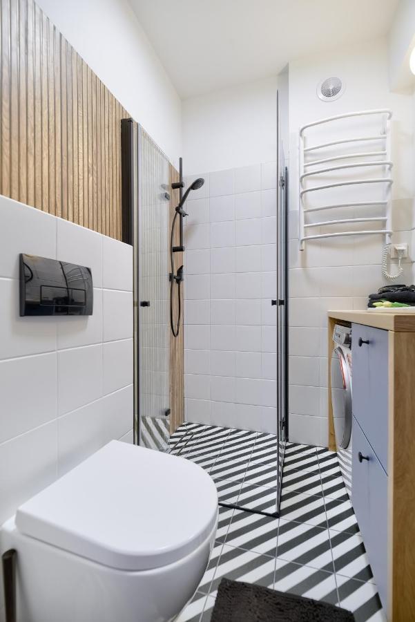 סופוט Apartamenty 4 Pory Roku- 200M Plaza, Prywatny Parking מראה חיצוני תמונה