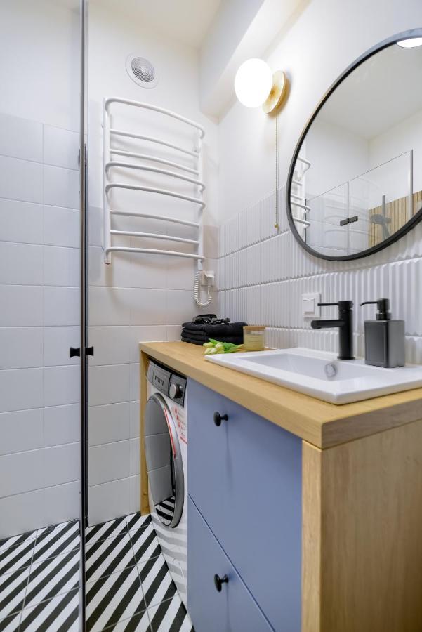 סופוט Apartamenty 4 Pory Roku- 200M Plaza, Prywatny Parking מראה חיצוני תמונה